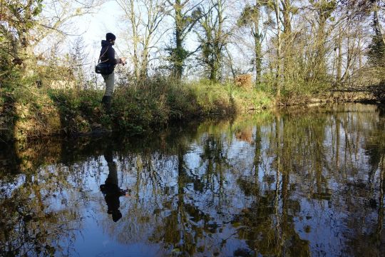 Lumière rasante, froid sec, une ambiance très agréable au bord de l'eau. ©Thierry Lecouple