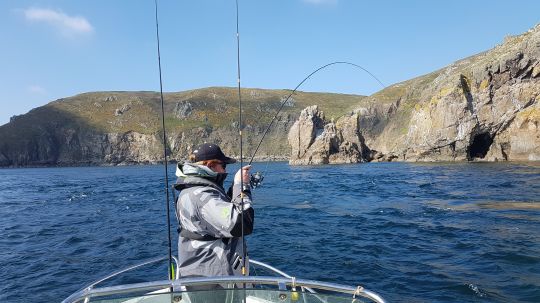 S'inspirer de son partenaire de pêche permet de progresser.