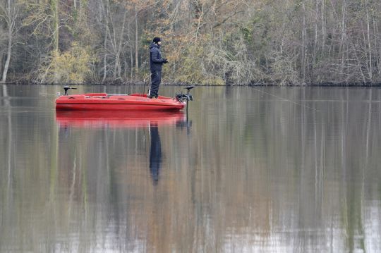 Le Rigiflex CAP 360 est ses airs de mini bassboat !