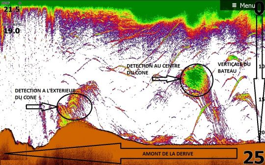 Capture d'écran d'un sondeur Lowrance en palette 13.