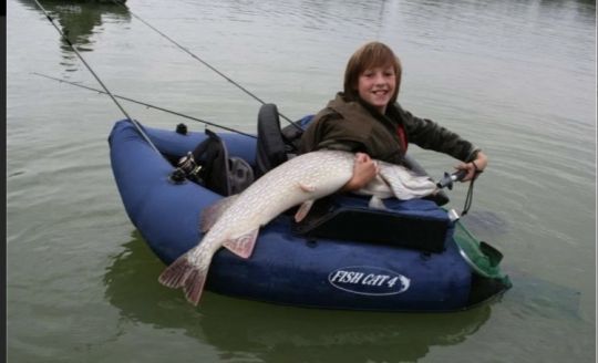 Brochet de 109 cm pris par Mathieu Cabar lors de sa toute première compétition à 12 ans !