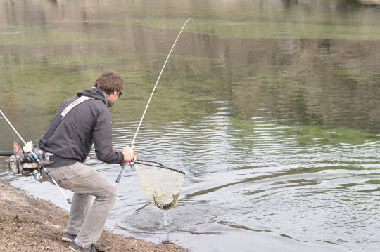 Qui dit pêches fines, dit matériel léger.