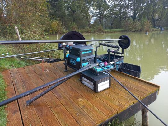 un poste de pêche ordonné