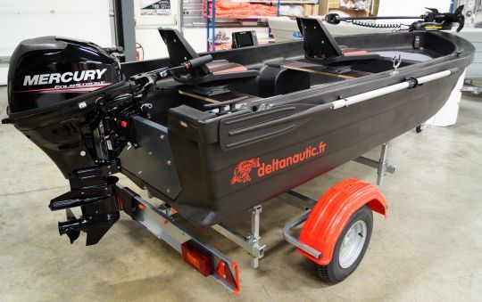 Un moteur montage avant Minn Kota Powerdrive i pilot BT et combiné Humminbird