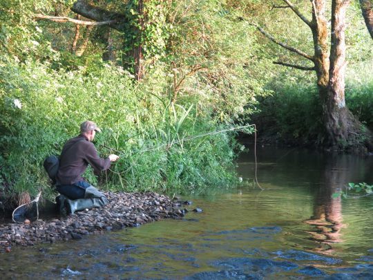 Savoir lancer que ce soit en petite ou grande rivière demande un peu de pratique