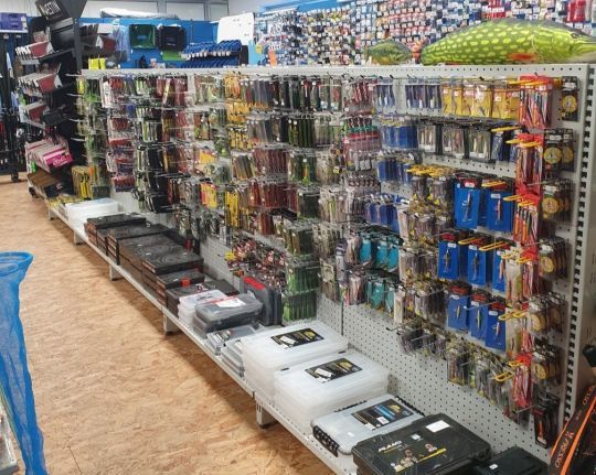 250 m² avec plus de 13 000 références