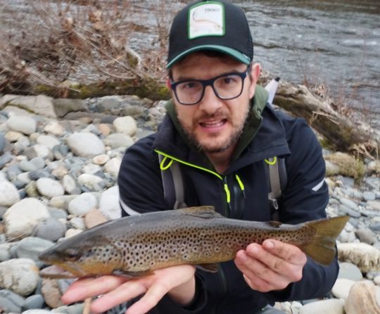 Une jolie truite prise avec un joli ver