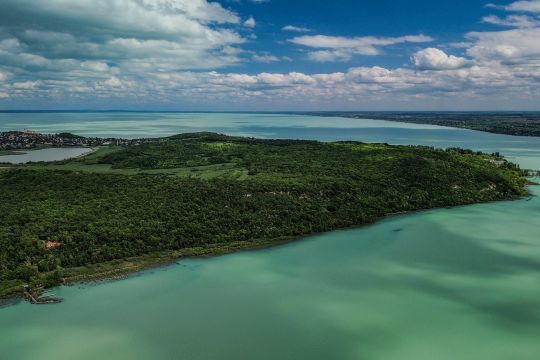 Le fameux lac Balaton en Hongrie