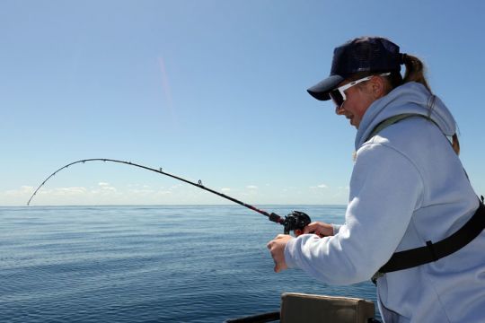 Les pêcheurs et pêcheuses de 16 ans et plus sont concernés