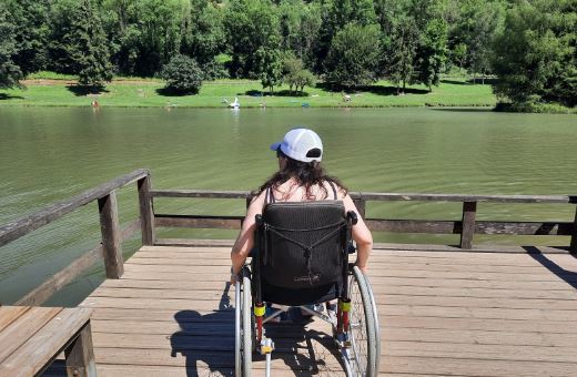 Des pontons aménagés. ©ï¸Activhandi