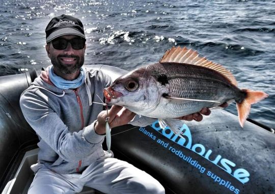 Les jigs permettent de capturer une multitude d'espèces.