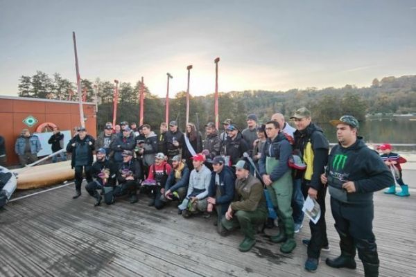 Einen Angelwettbewerb veranstalten