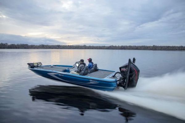 Immer mehr Angler entscheiden sich fr ein Bassboot
