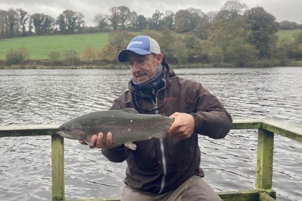 Das Angeln wird sehr kompliziert sein, aber einige schne Forellen werden die Angler erfreuen, die den Elementen trotzen