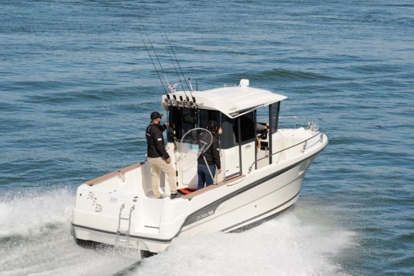 Ocqueteau: rationelle Motorboote, die fr den Fischfang entwickelt wurden