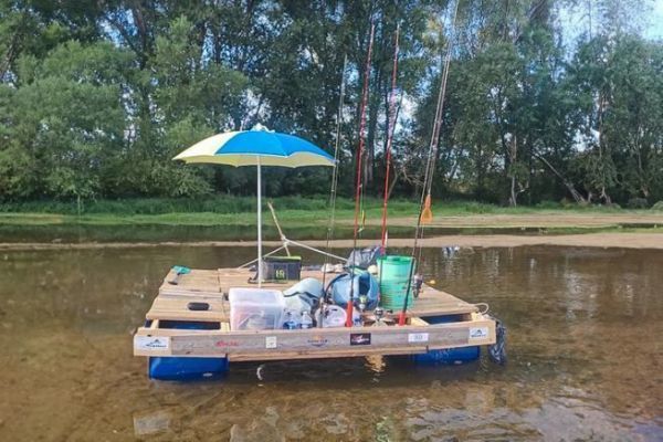 Expedition zum Flofischen auf der Loire, der Bau des Bootes