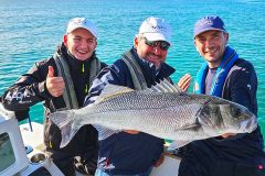 Schner Wolfsbarsch gefangen beim Grand Pavois Fishing 2024