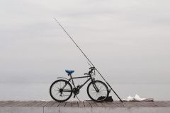 Angeln von einem Pier aus