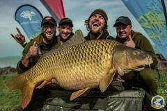 22,95 kg und rstet gerne