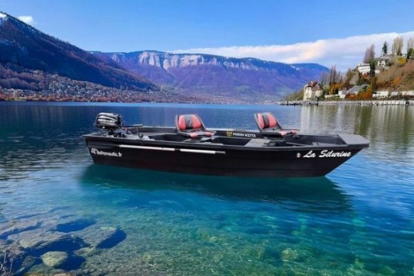 Angeln auf Raubfische: Silurine 4m Black Fish, das Referenzboot