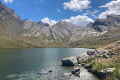 Das Angeln in hochgelegenen Seen, wie hier am Lauzanier, ist im Sommer eine schne Alternative