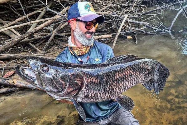 Aimara-Fischen: Auf der Jagd nach dem Super-Raubtier des Amazonas