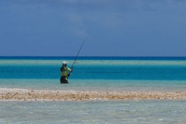 Angeln auf dem Tuamotu-Archipel