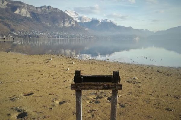 Wasser durch Duplomb-Gesetz gefhrdet