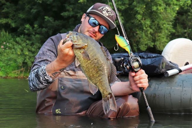 Der Vatalion 115F von Megabass, effektiv auf Blackbass!